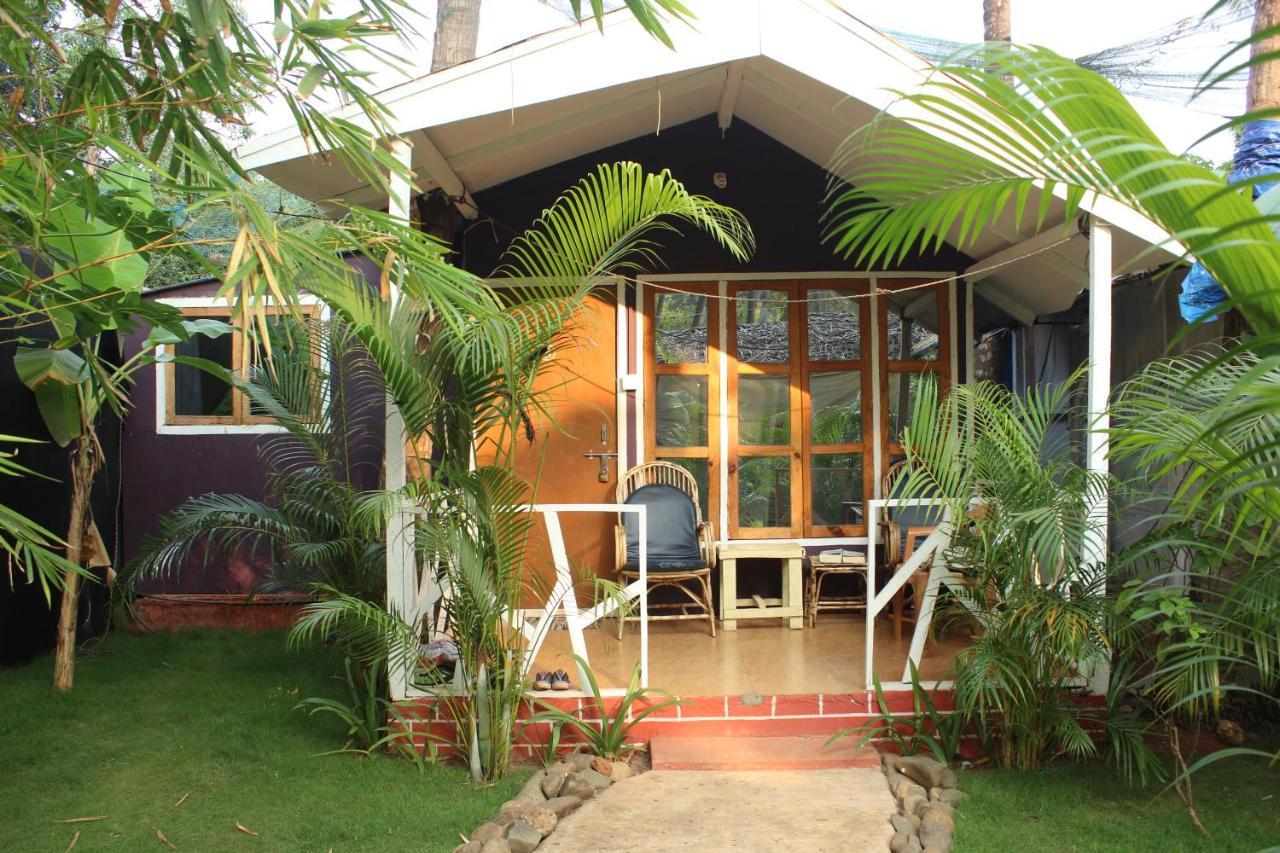 Sea Shades Palolem Resort Bagian luar foto